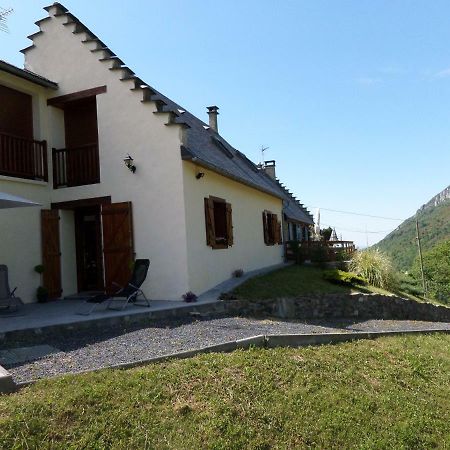 Bergerie Renovee Au Coeur Des Pyrenees Villa Campan Exterior photo